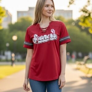 Women's Sooners Top
